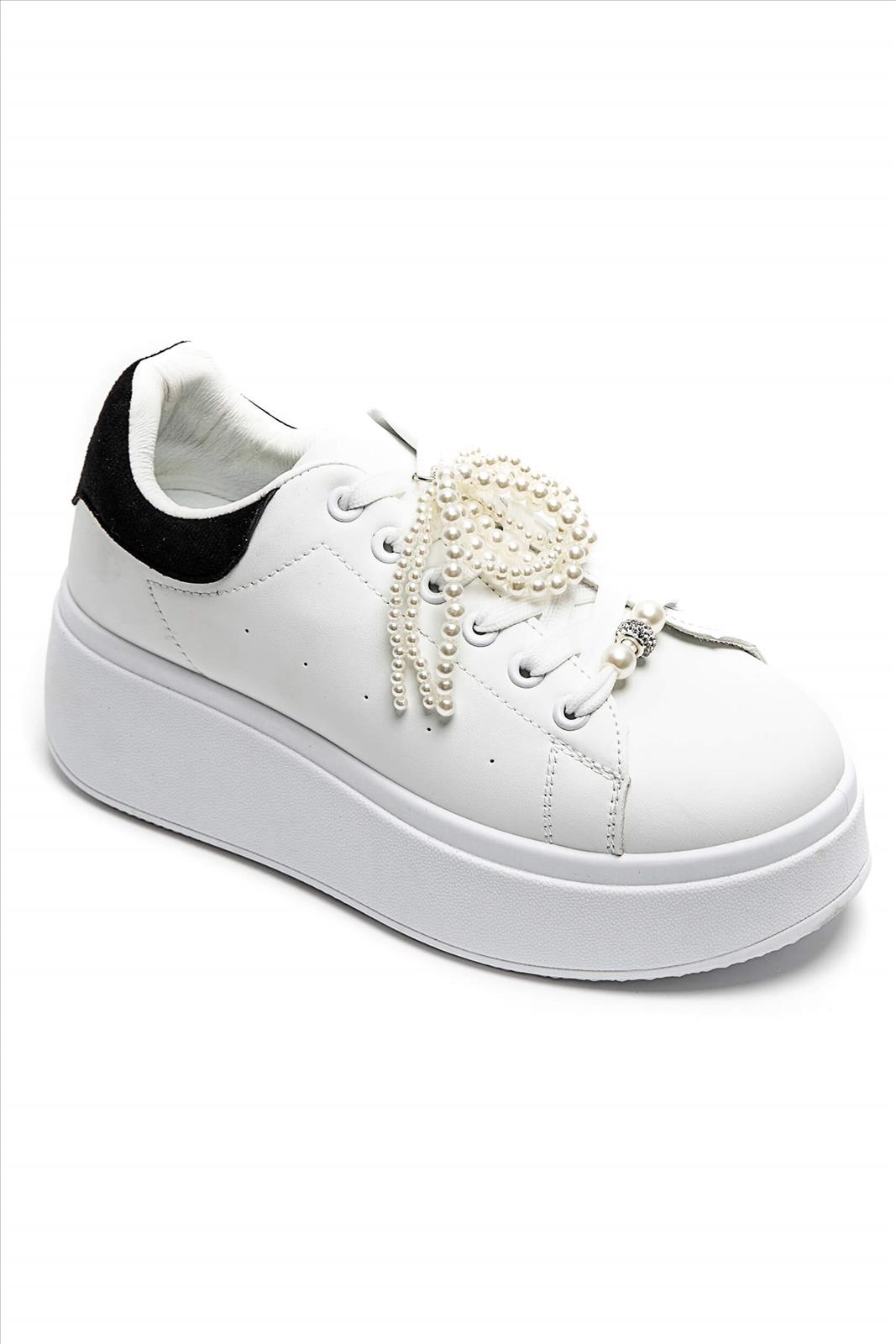 Freizeitschuhe/Sneakers