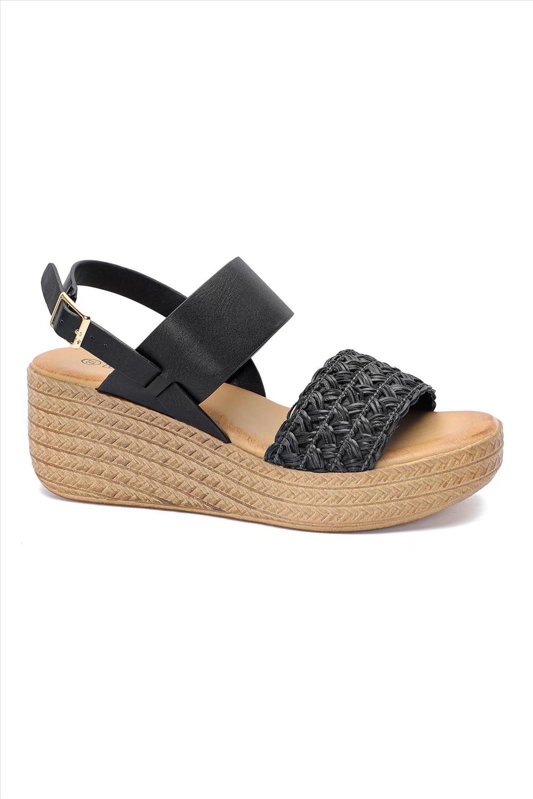 Sandalle