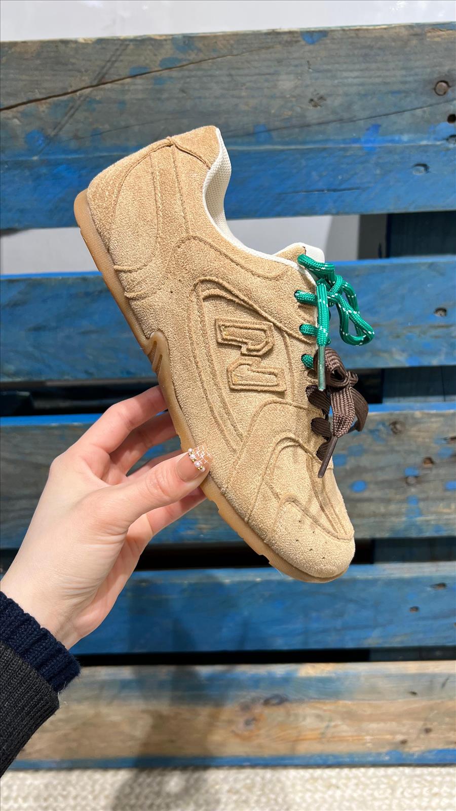 Freizeitschuhe/Sneakers