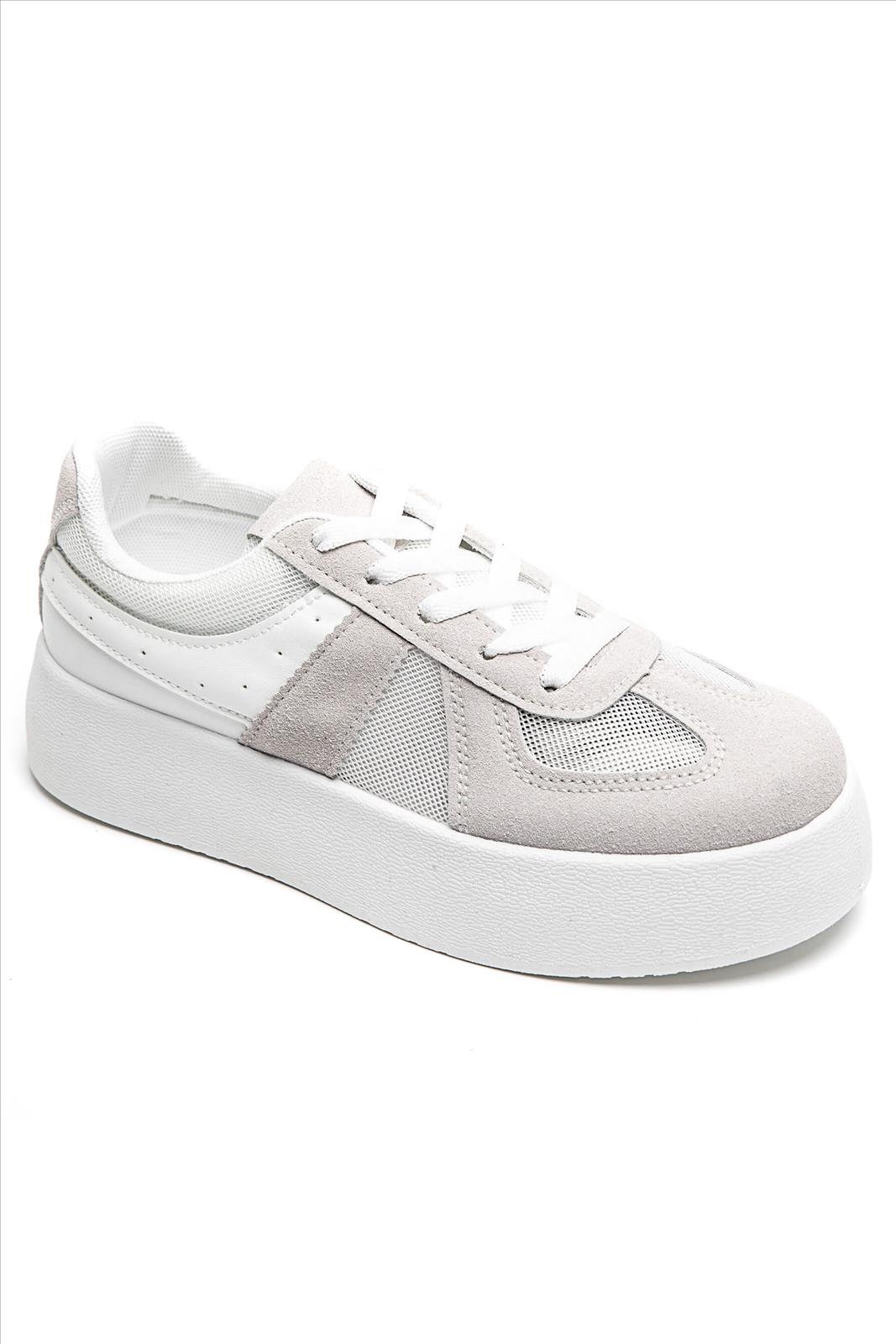 Freizeitschuhe/Sneakers