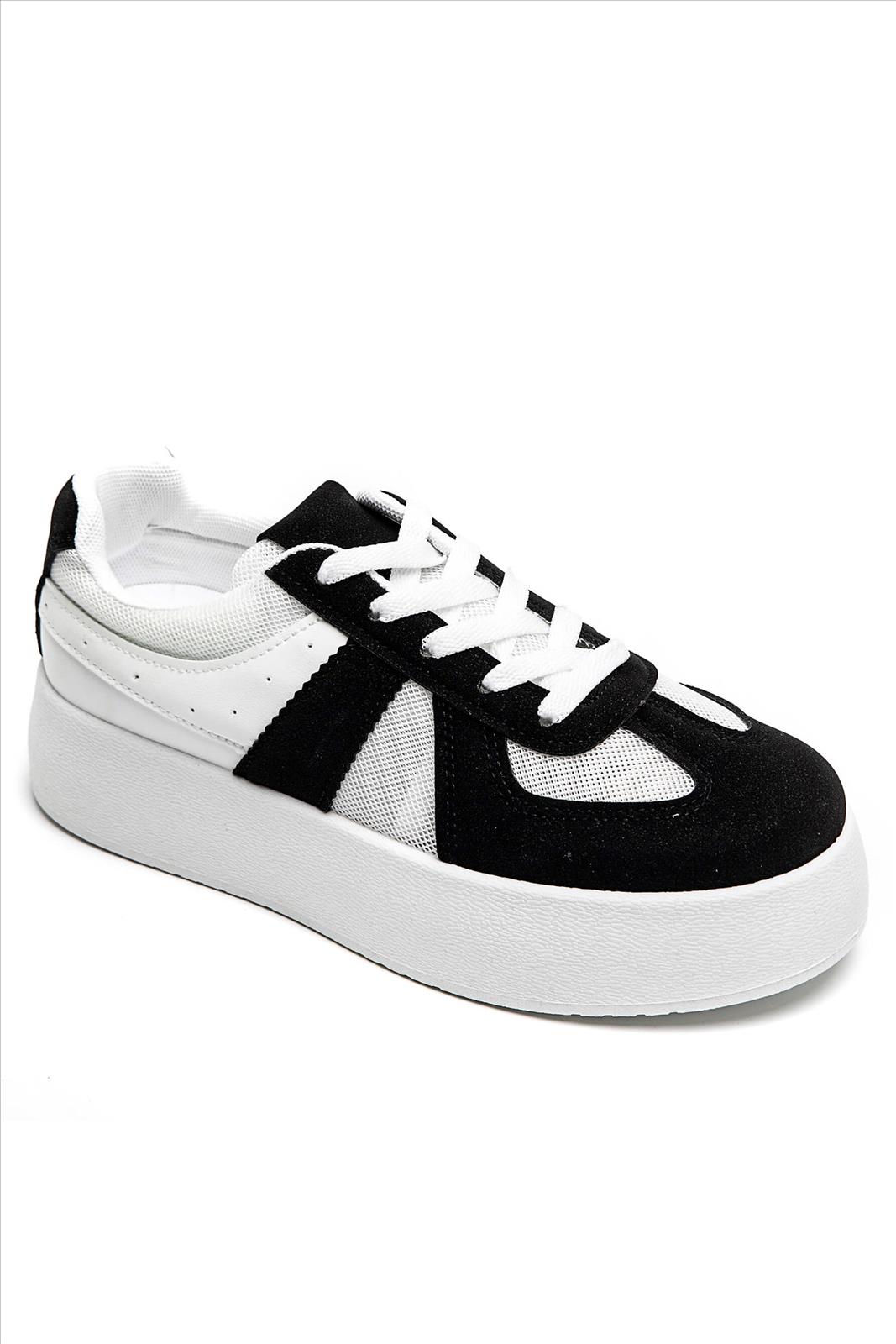 Freizeitschuhe/Sneakers