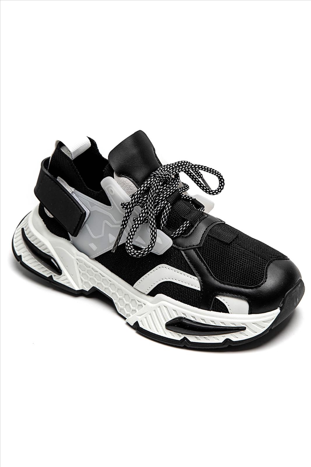 Freizeitschuhe/Sneakers