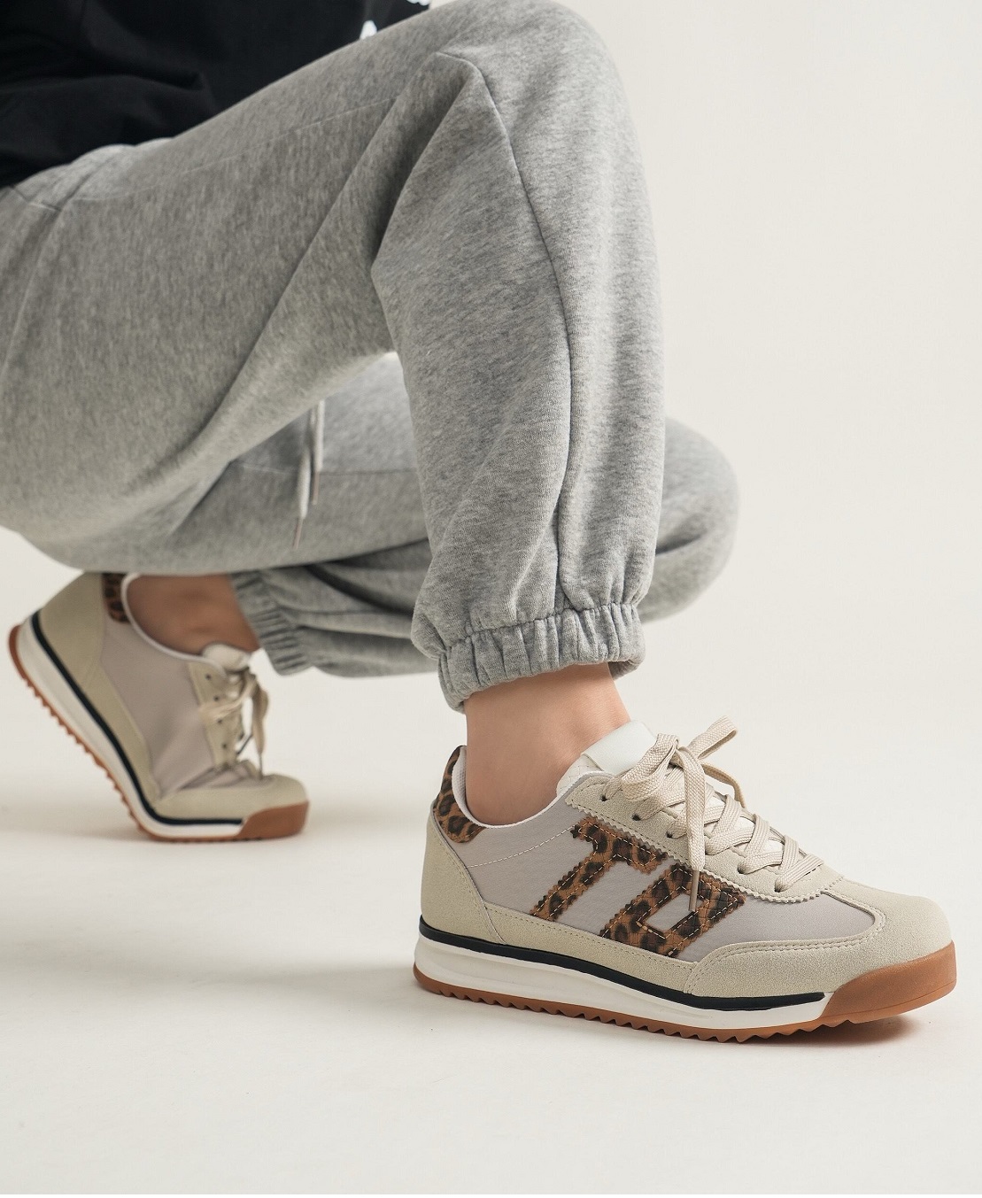 Freizeitschuhe/Sneakers