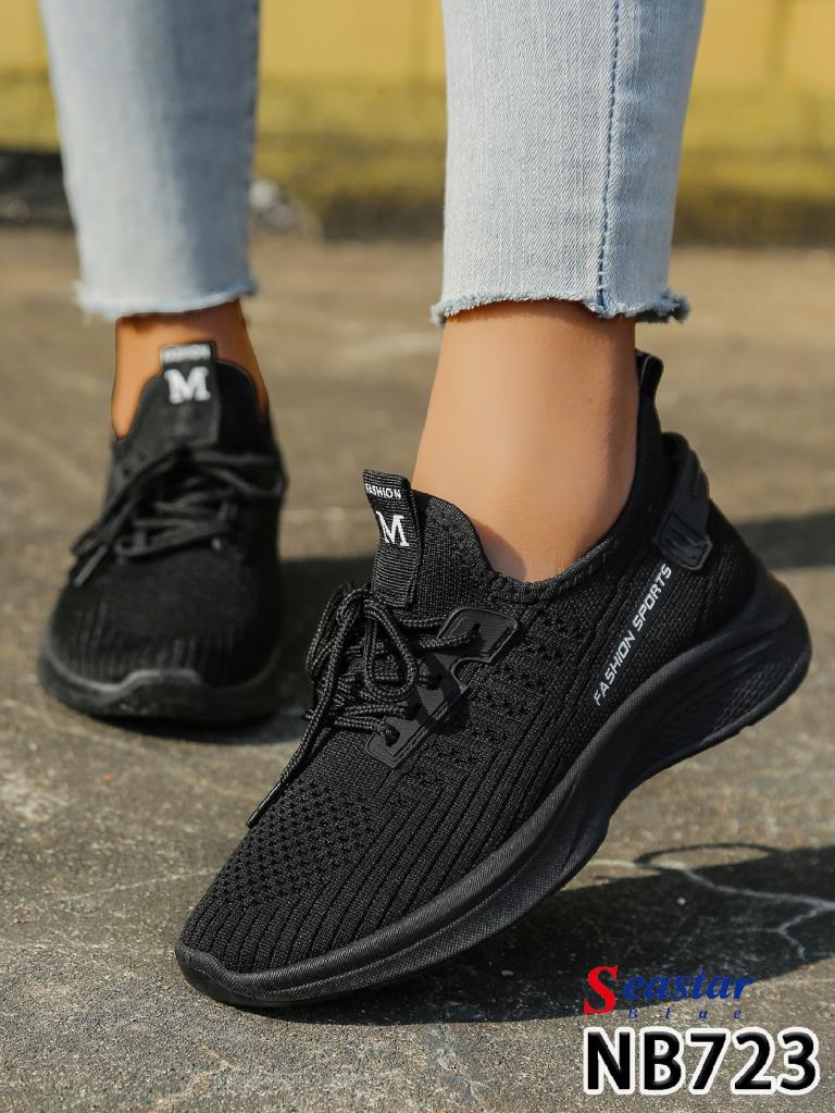 Freizeitschuhe/Sneakers