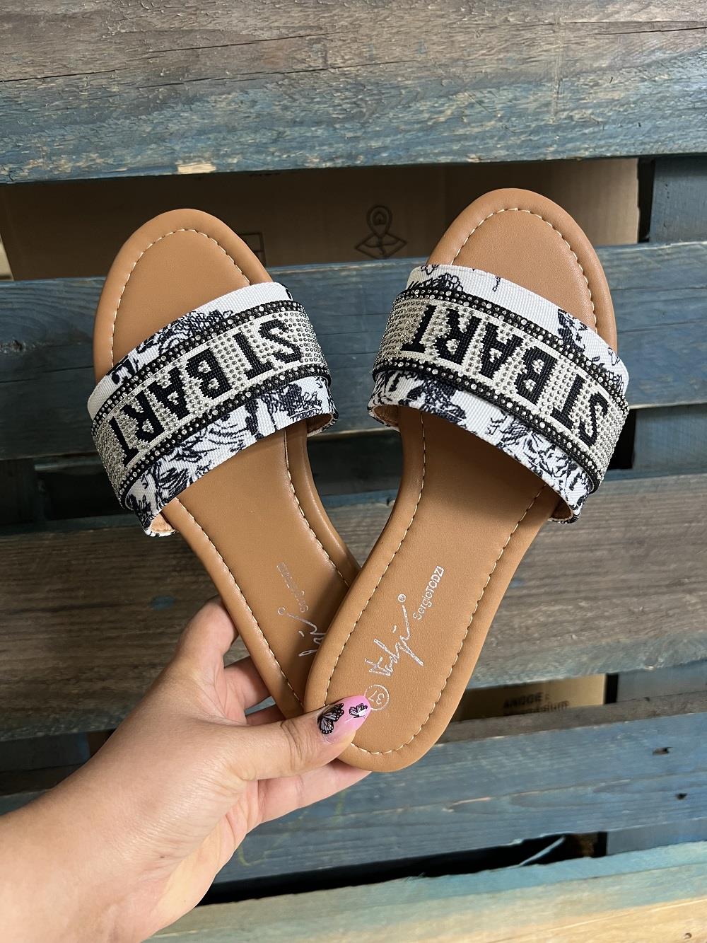Slipper