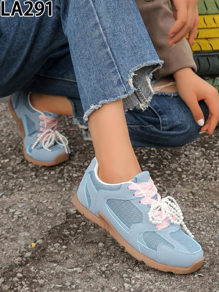 Freizeitschuhe/Sneakers