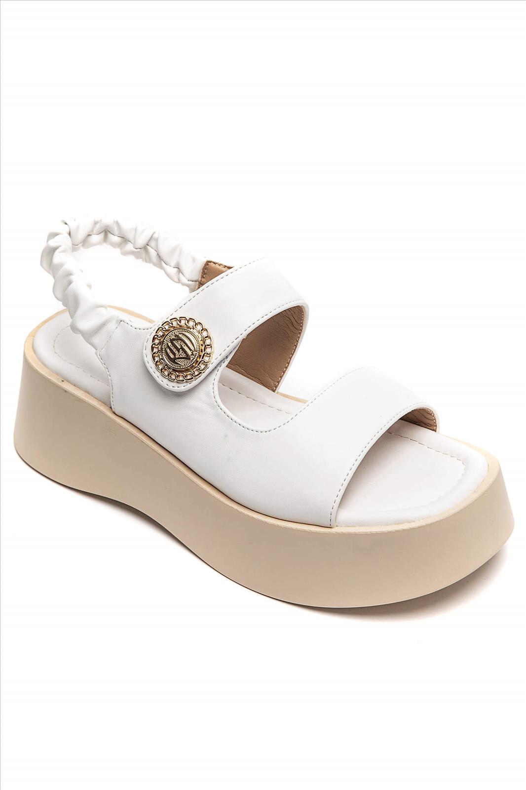 Sandalle