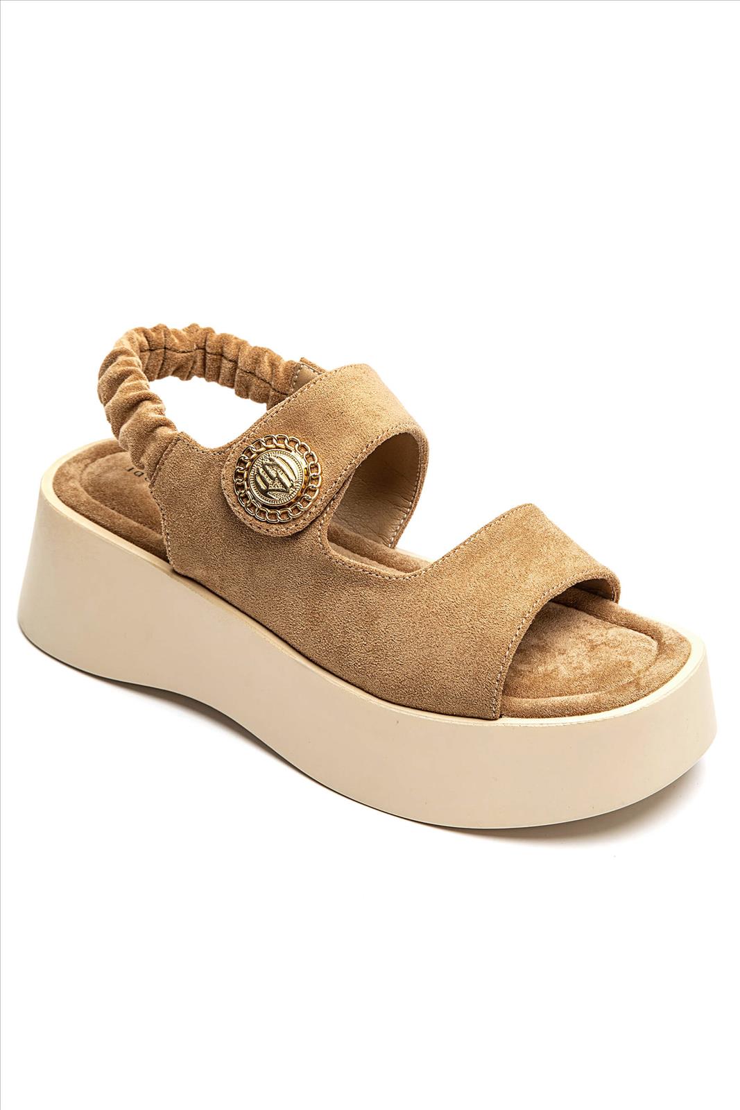 Sandalle