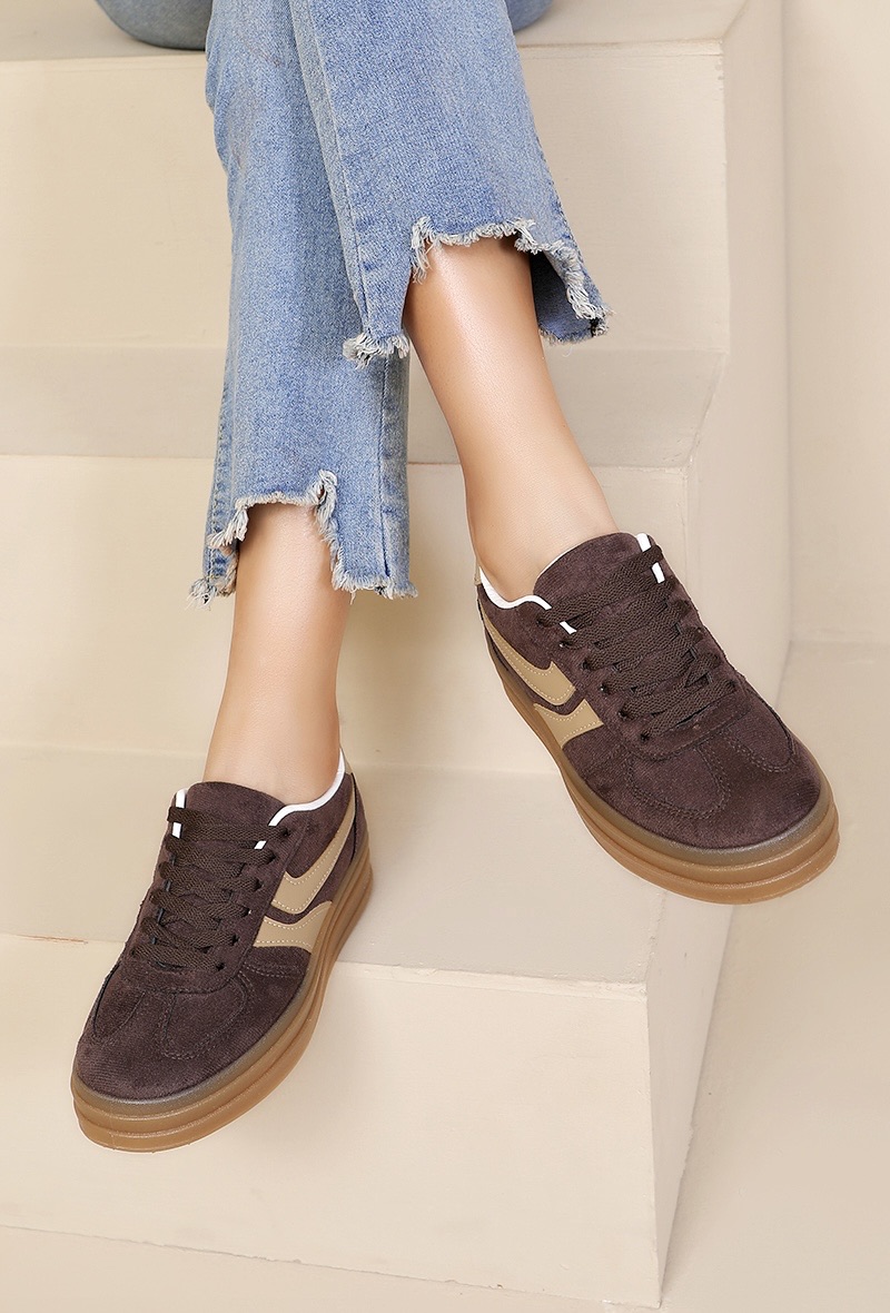 Freizeitschuhe/Sneakers