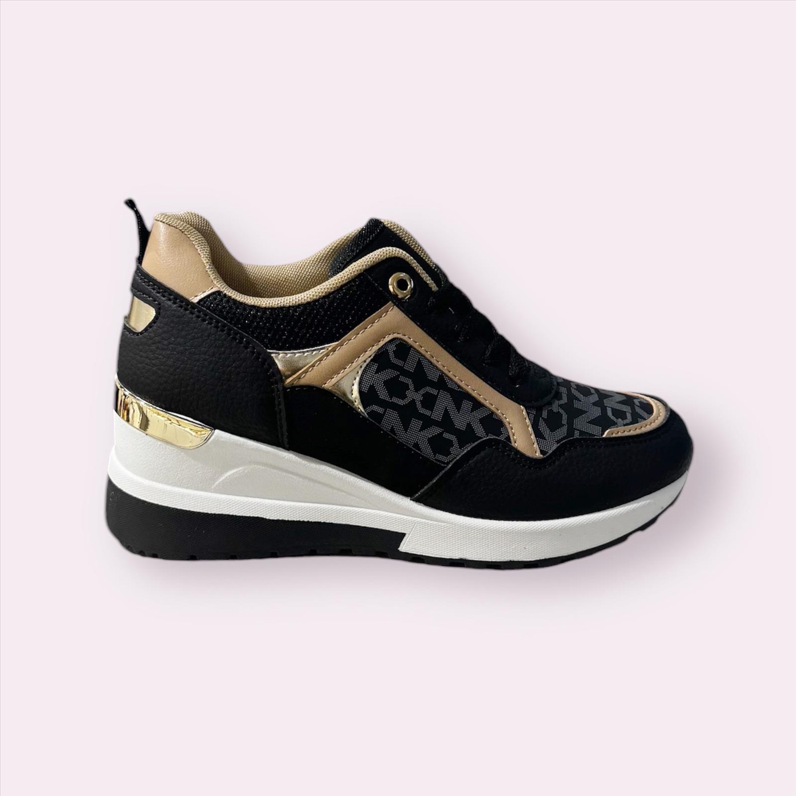 Freizeitschuhe/Sneakers