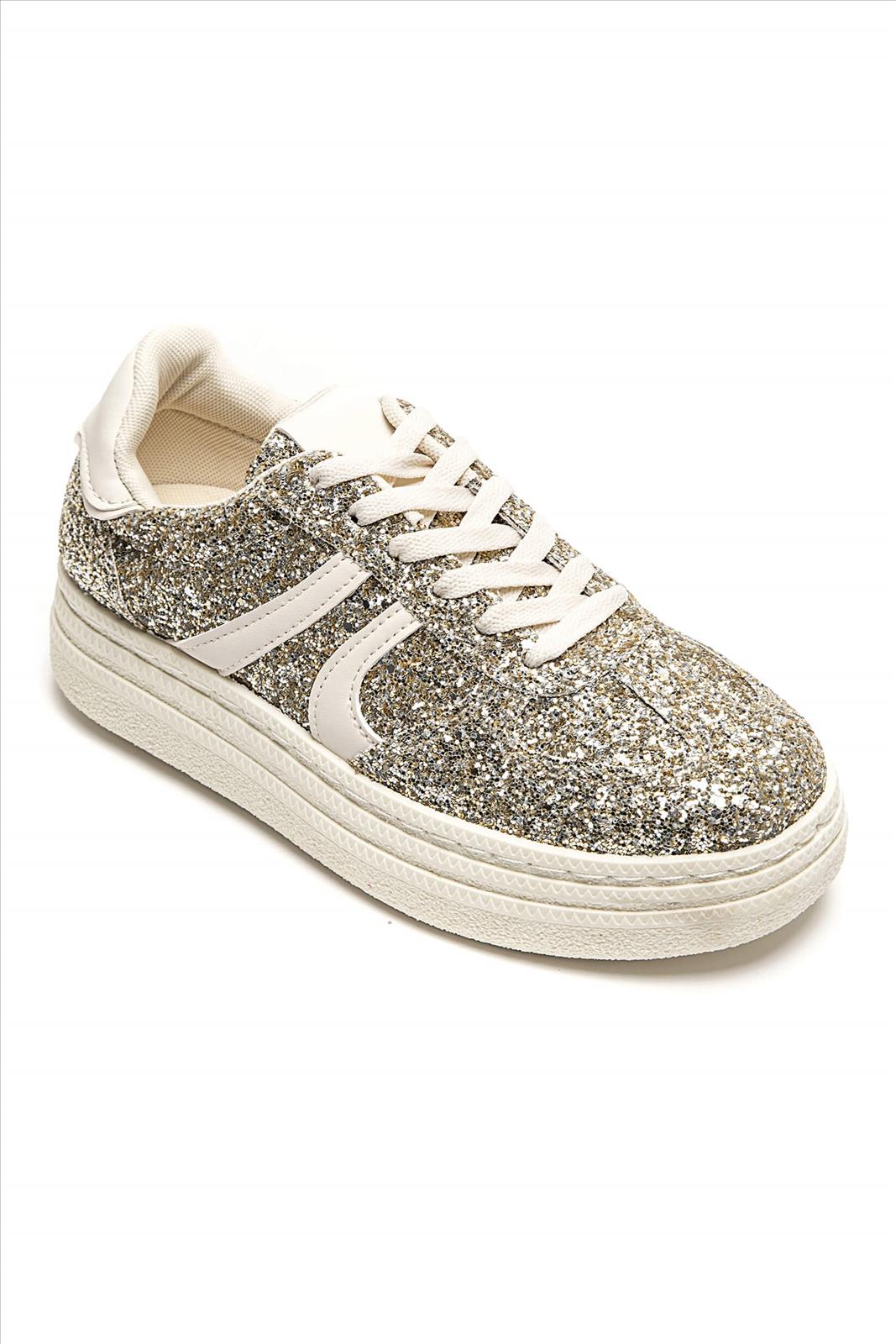 Freizeitschuhe/Sneakers