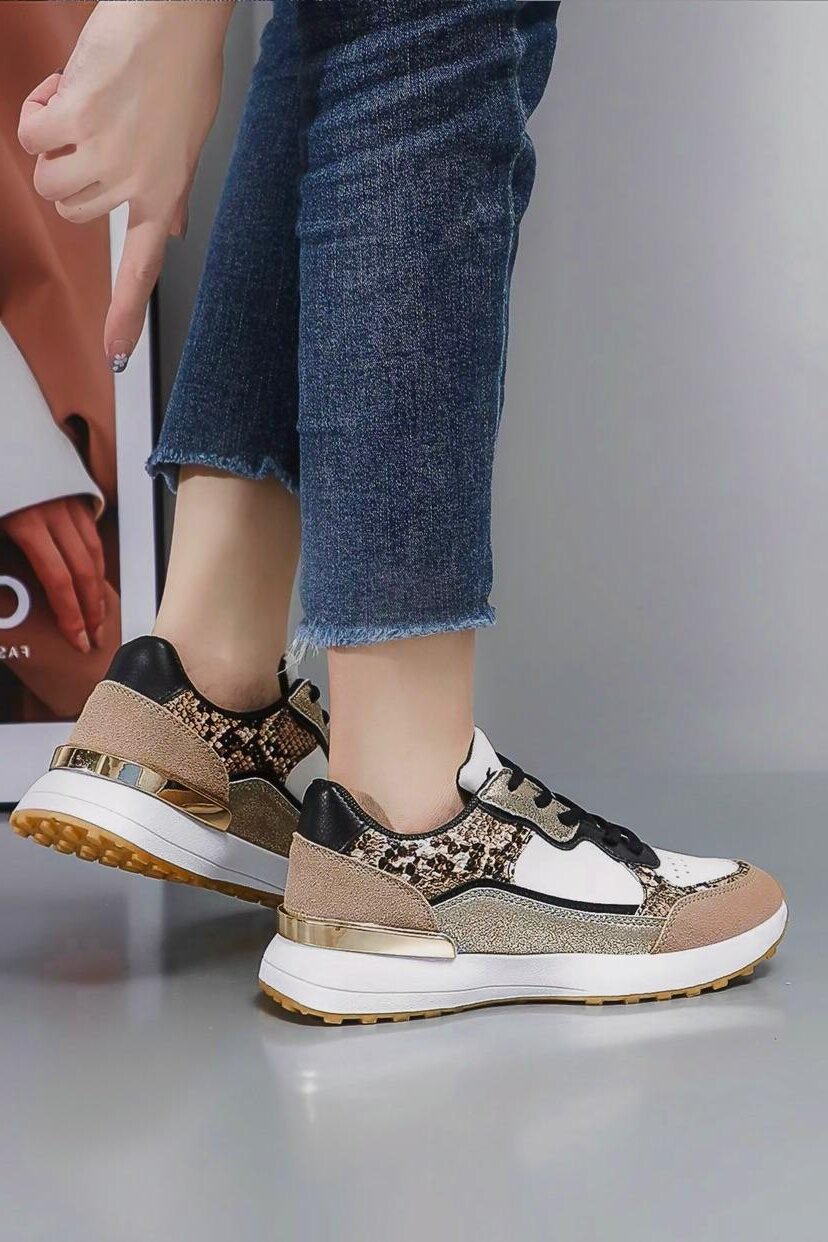 Freizeitschuhe/Sneakers