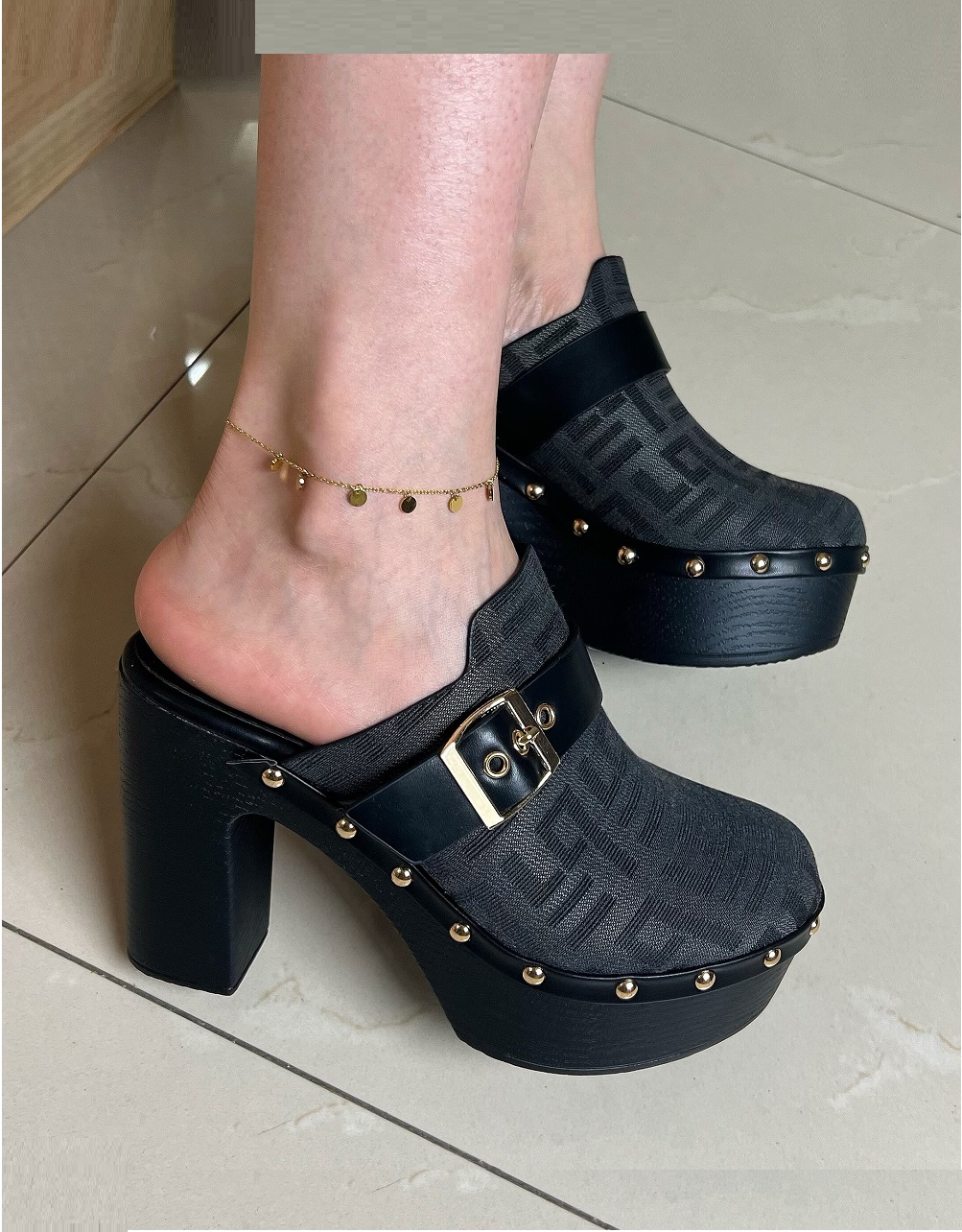 Slipper