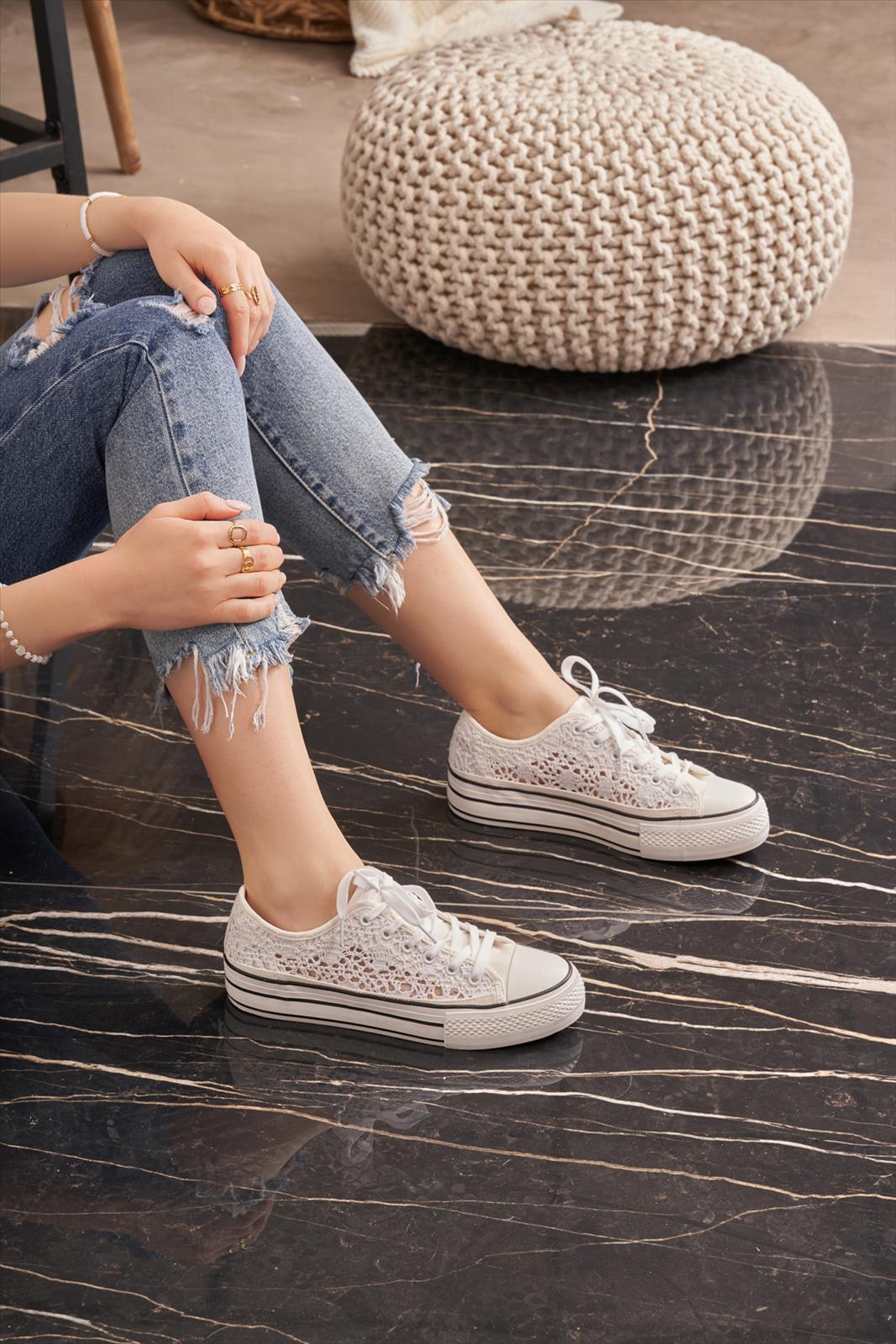 Freizeitschuhe/Sneakers
