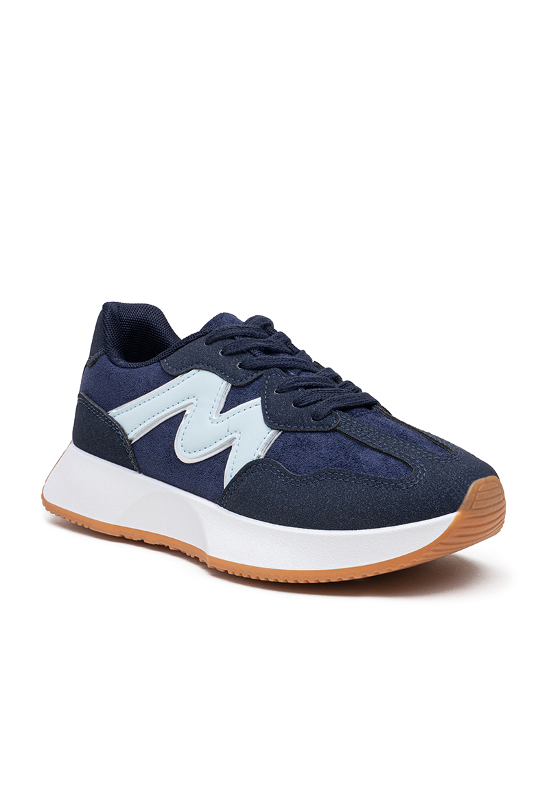 Freizeitschuhe/Sneakers