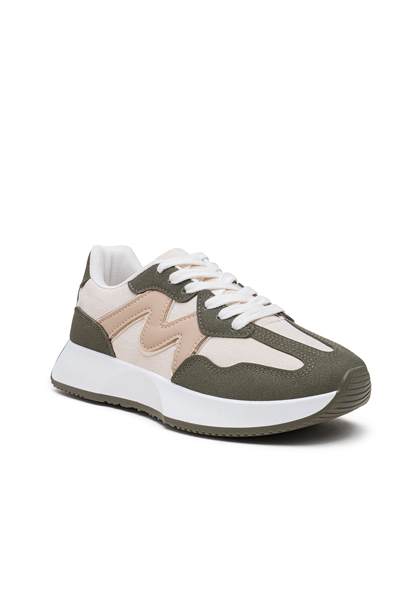 Freizeitschuhe/Sneakers
