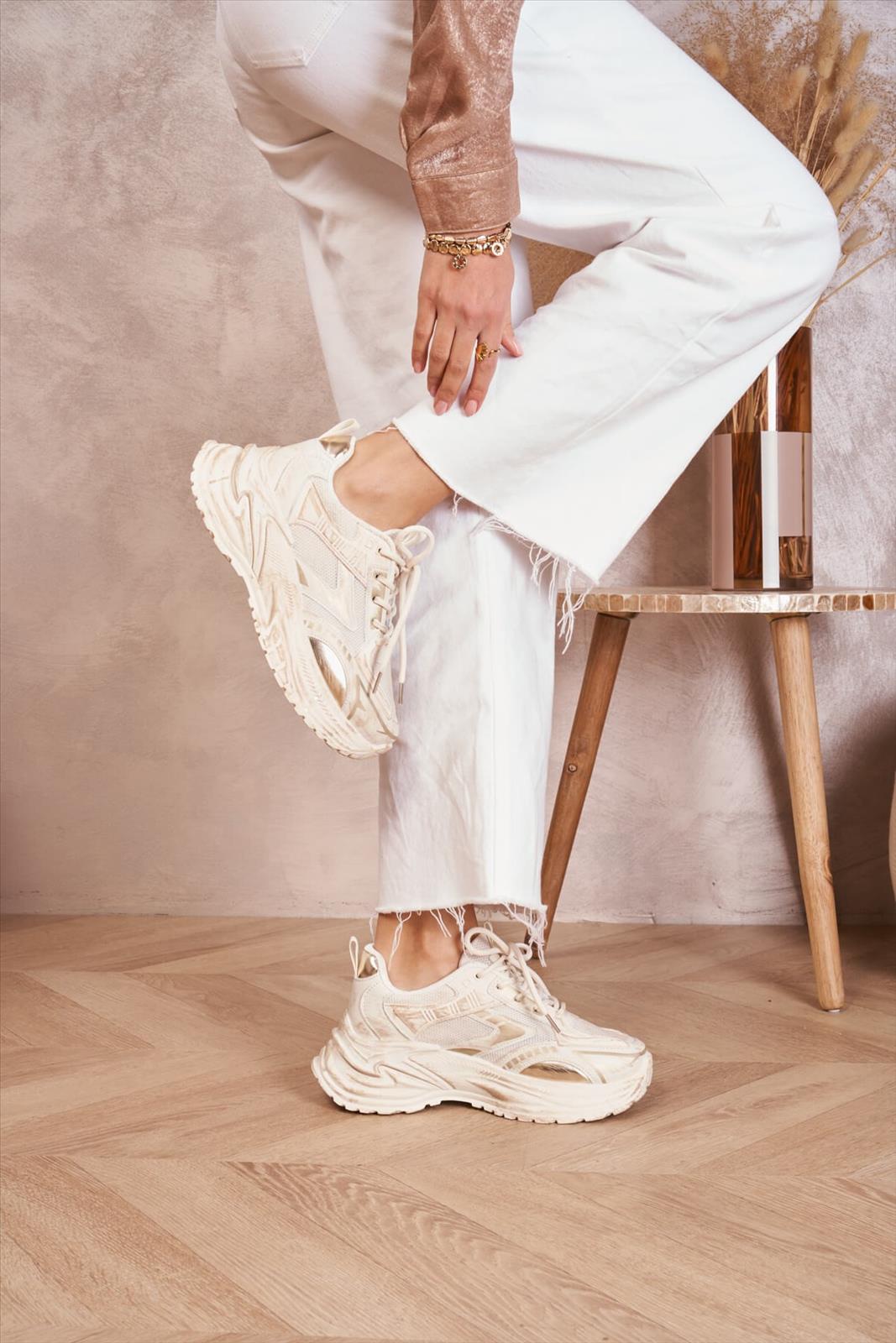 Freizeitschuhe/Sneakers