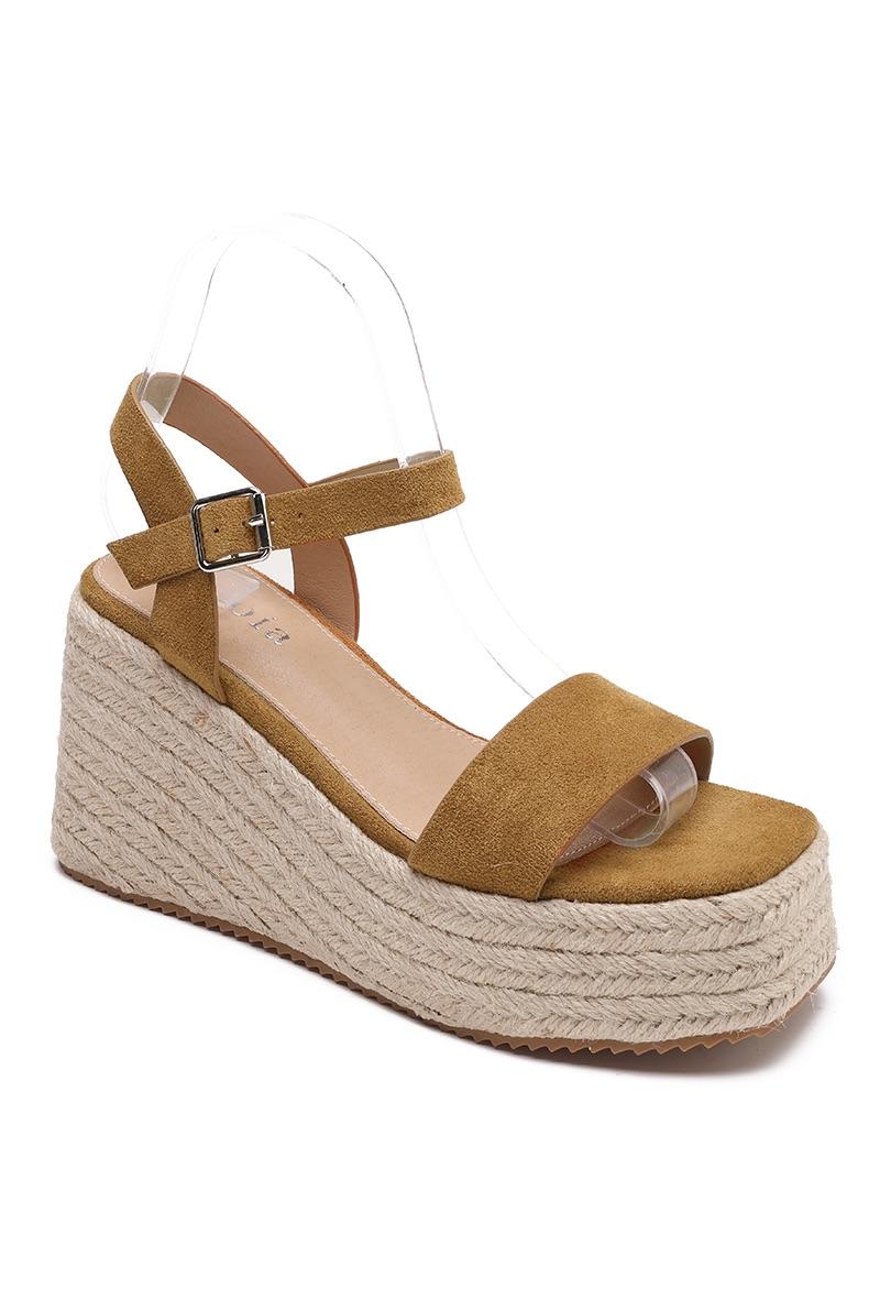 Sandalle