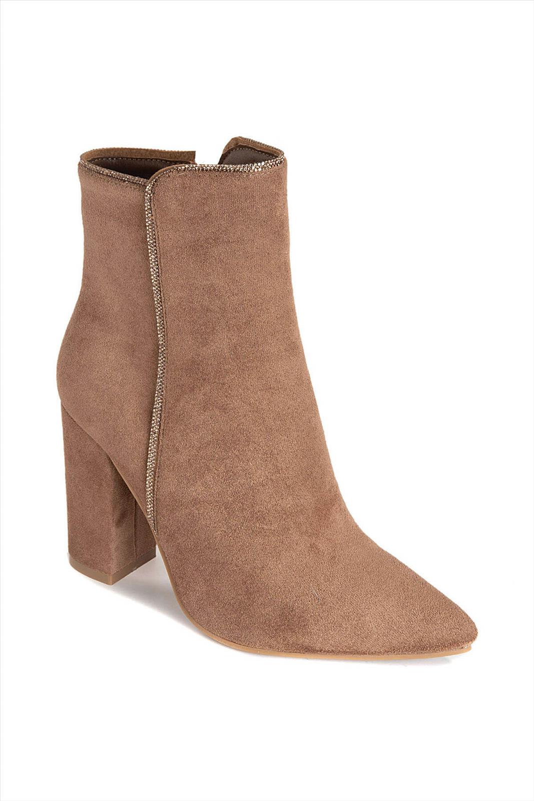 Stiefelette