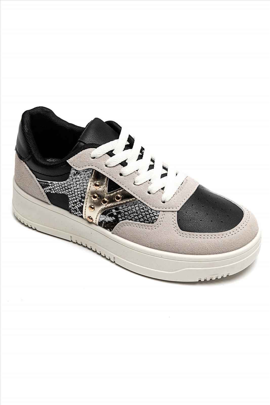 Freizeitschuhe/Sneakers