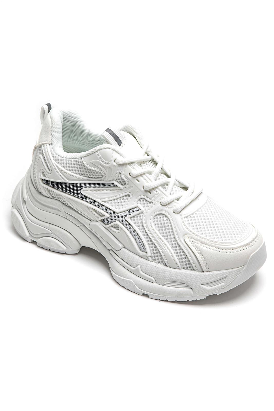 Freizeitschuhe/Sneakers