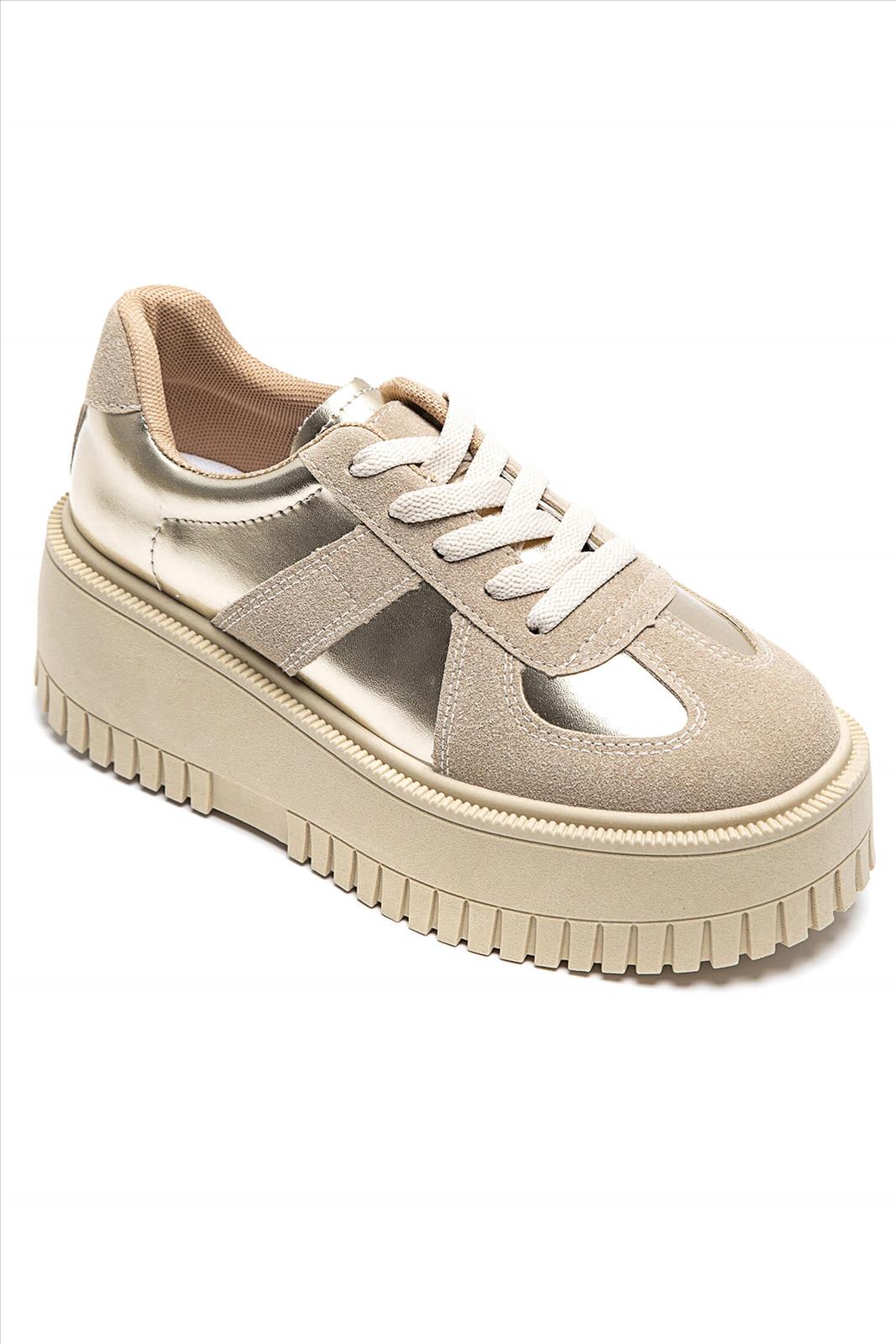 Freizeitschuhe/Sneakers