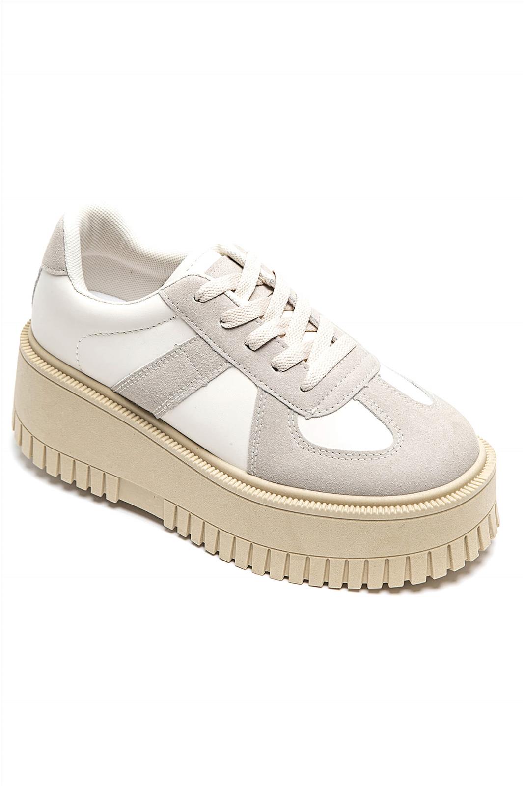 Freizeitschuhe/Sneakers