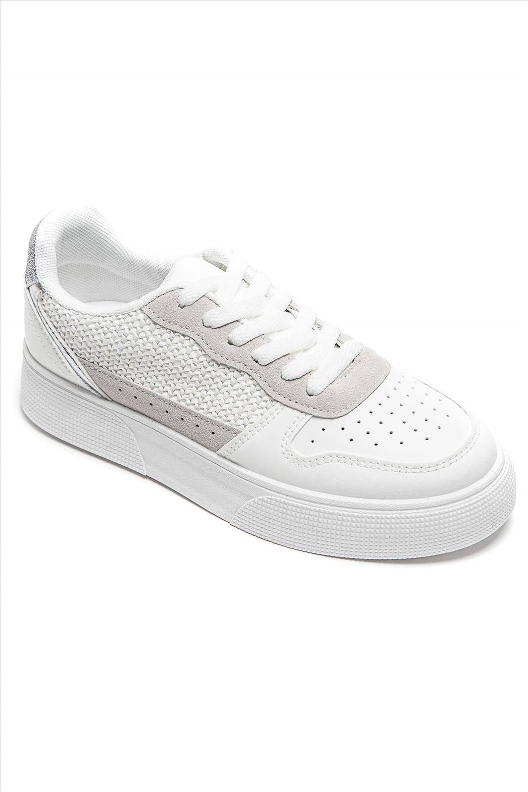 Freizeitschuhe/Sneakers