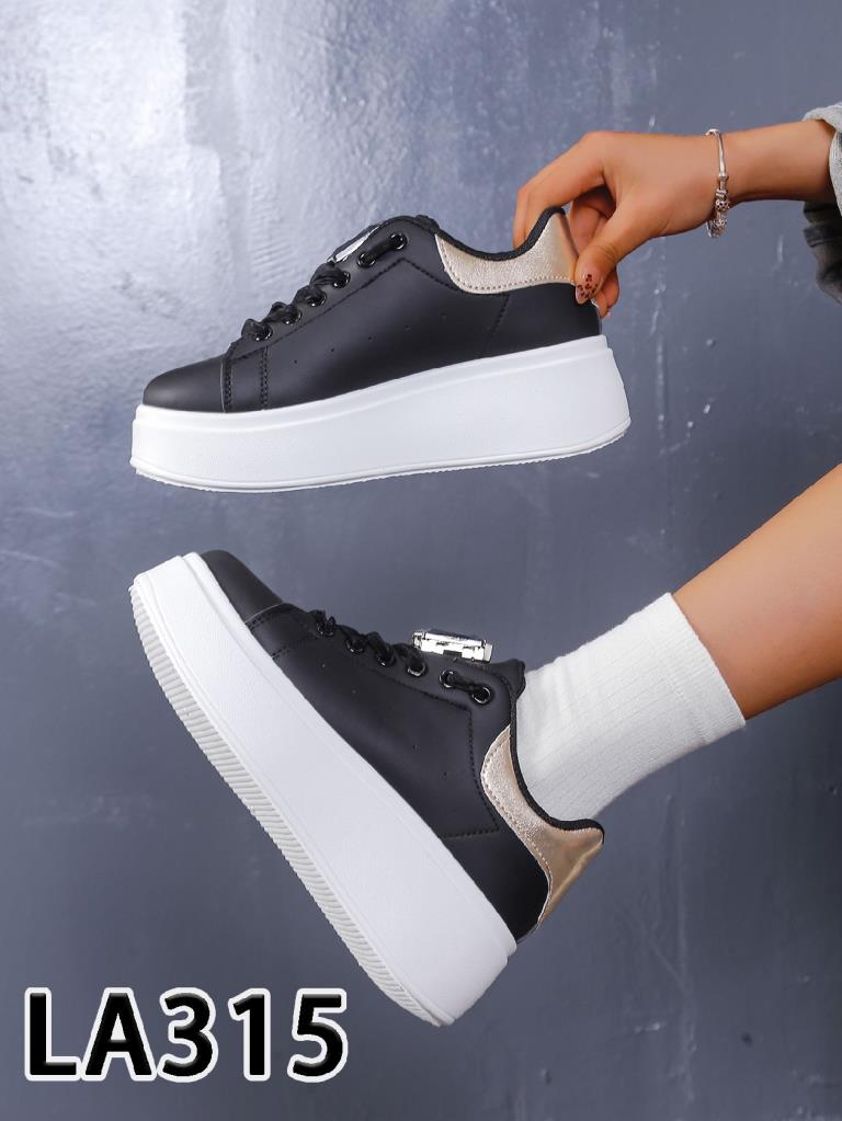 Freizeitschuhe/Sneakers