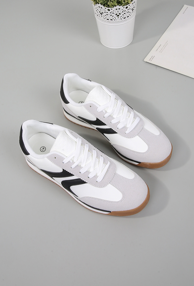 Freizeitschuhe/Sneakers