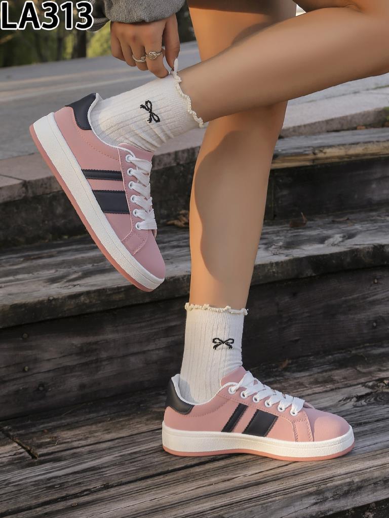 Freizeitschuhe/Sneakers