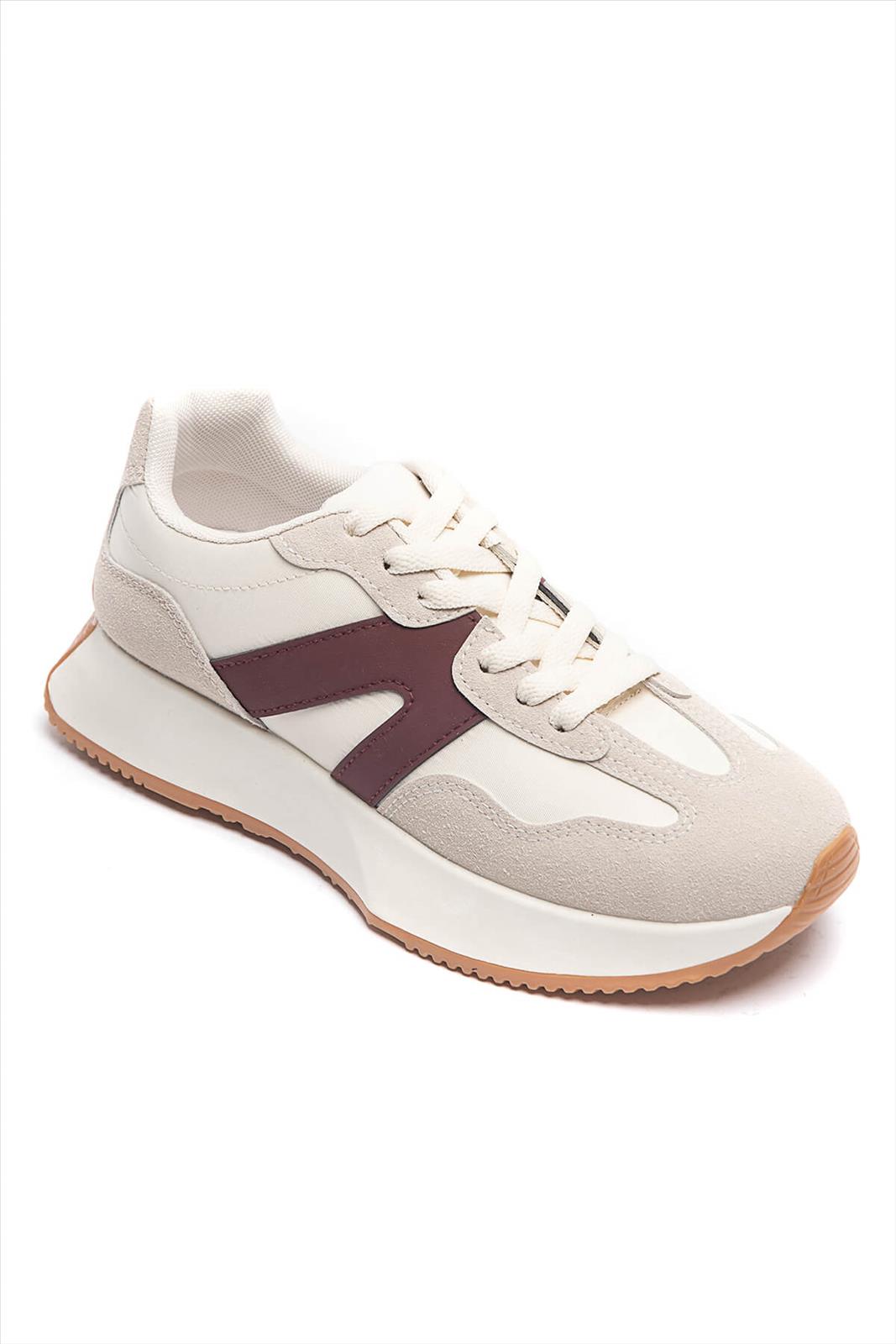 Freizeitschuhe/Sneakers