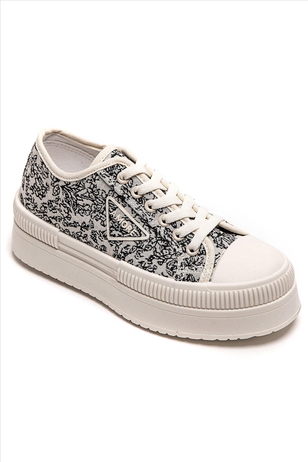 Freizeitschuhe/Sneakers