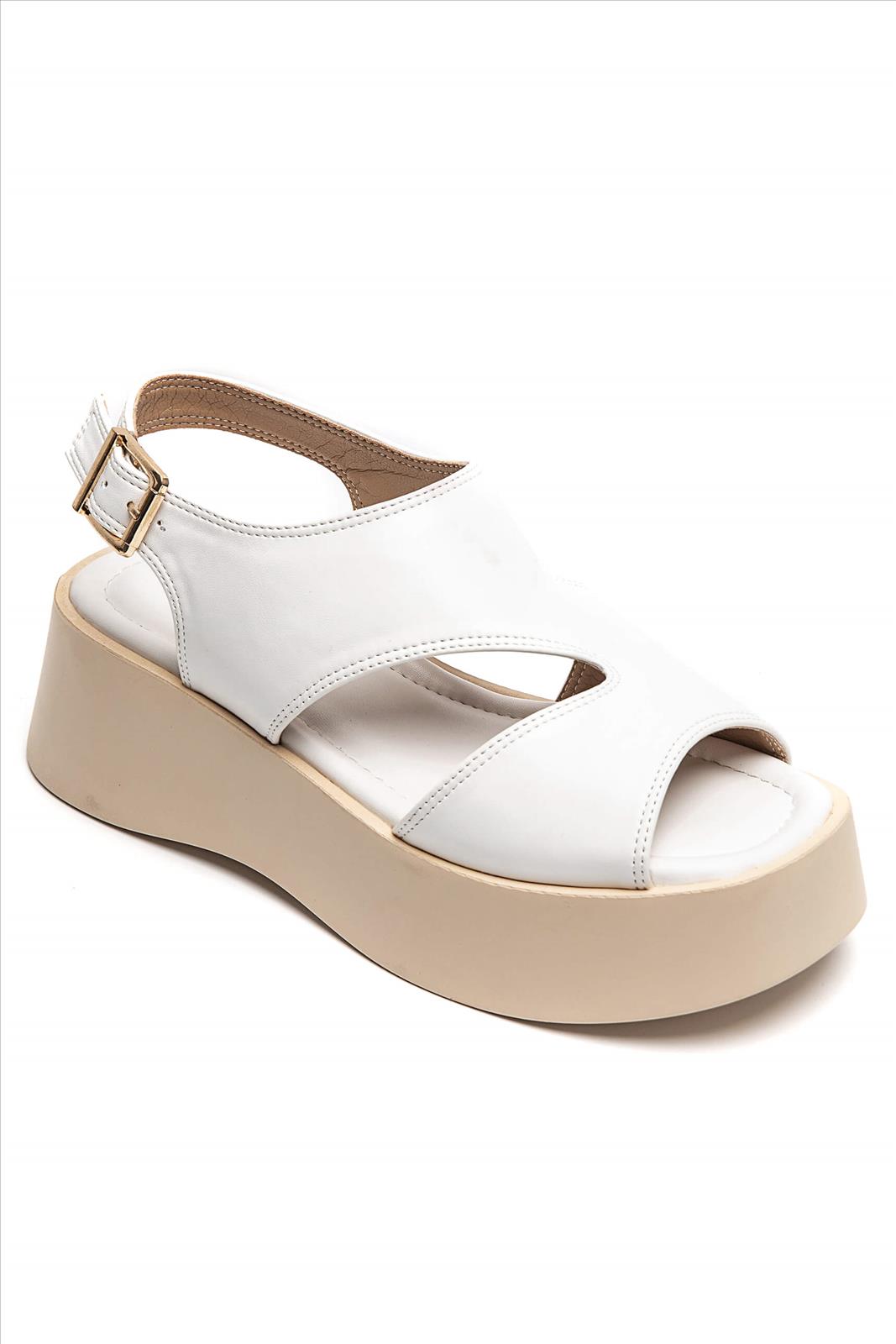 Sandalle
