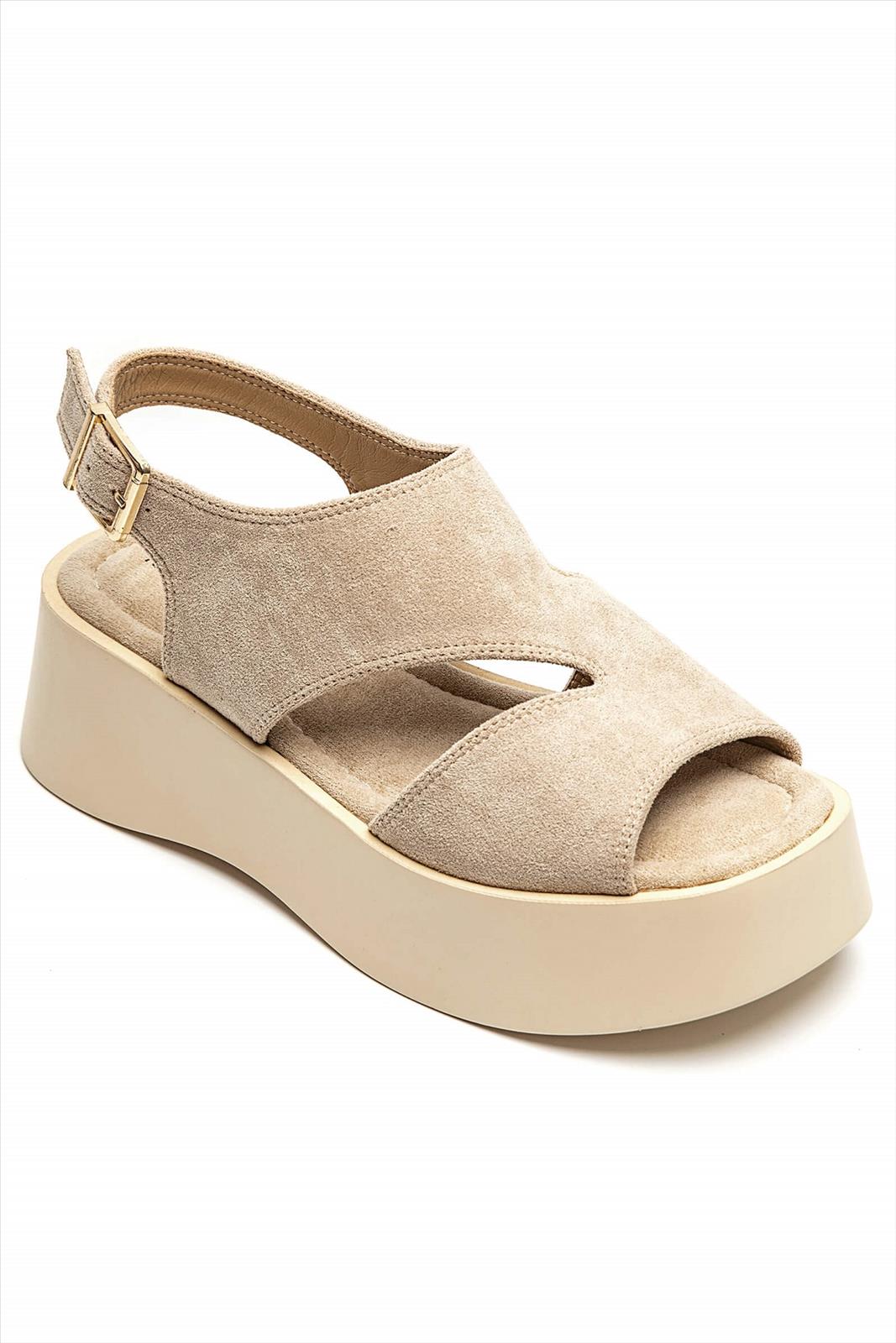 Sandalle