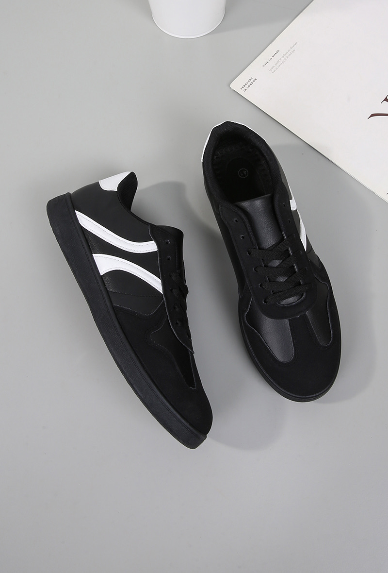 Freizeitschuhe/Sneakers