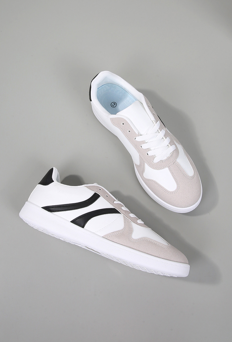 Freizeitschuhe/Sneakers
