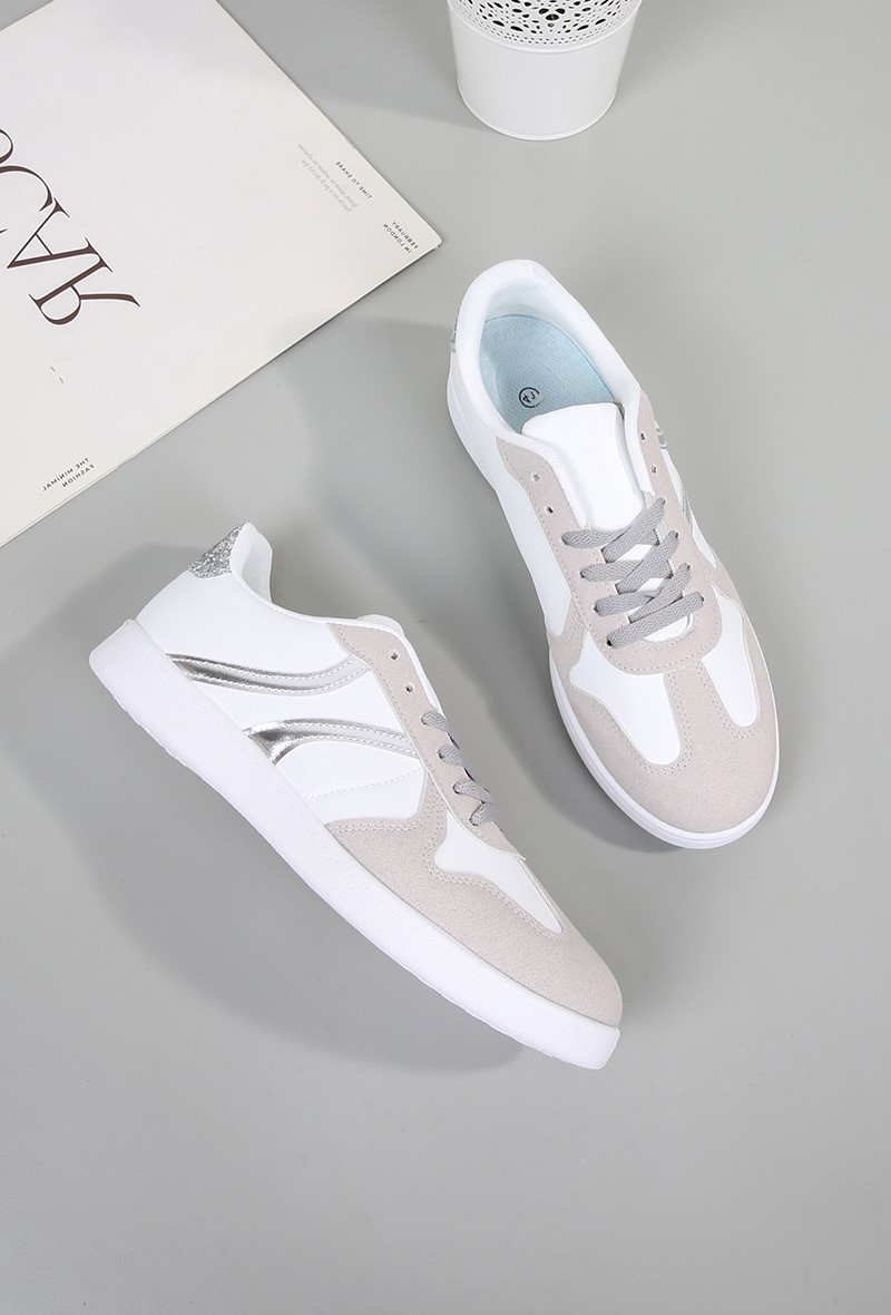 Freizeitschuhe/Sneakers