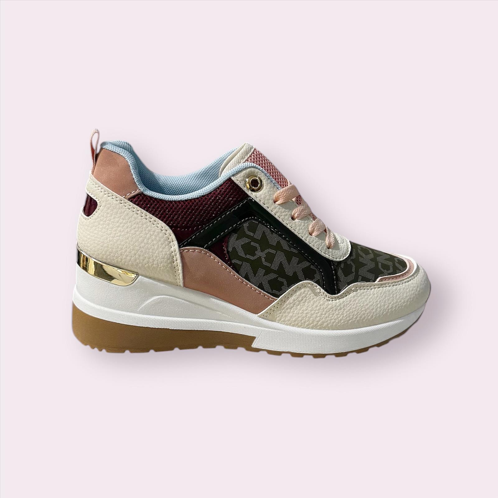 Freizeitschuhe/Sneakers