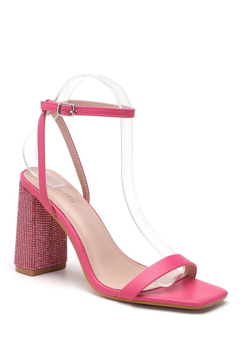 Sandalle