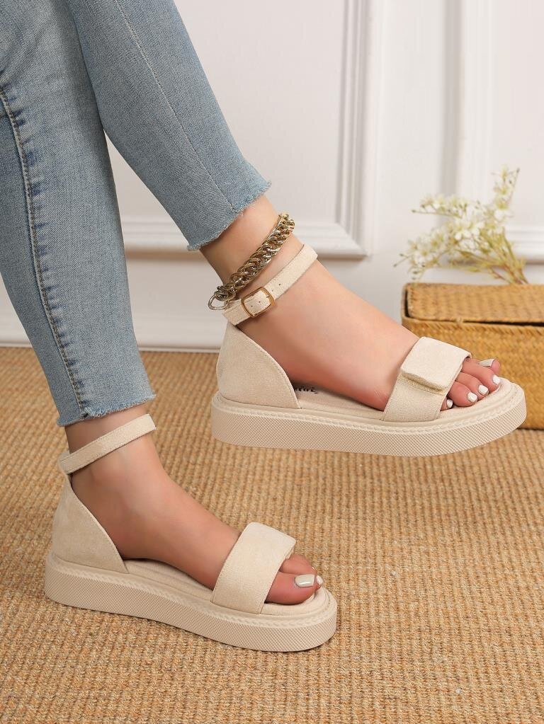 Sandalle