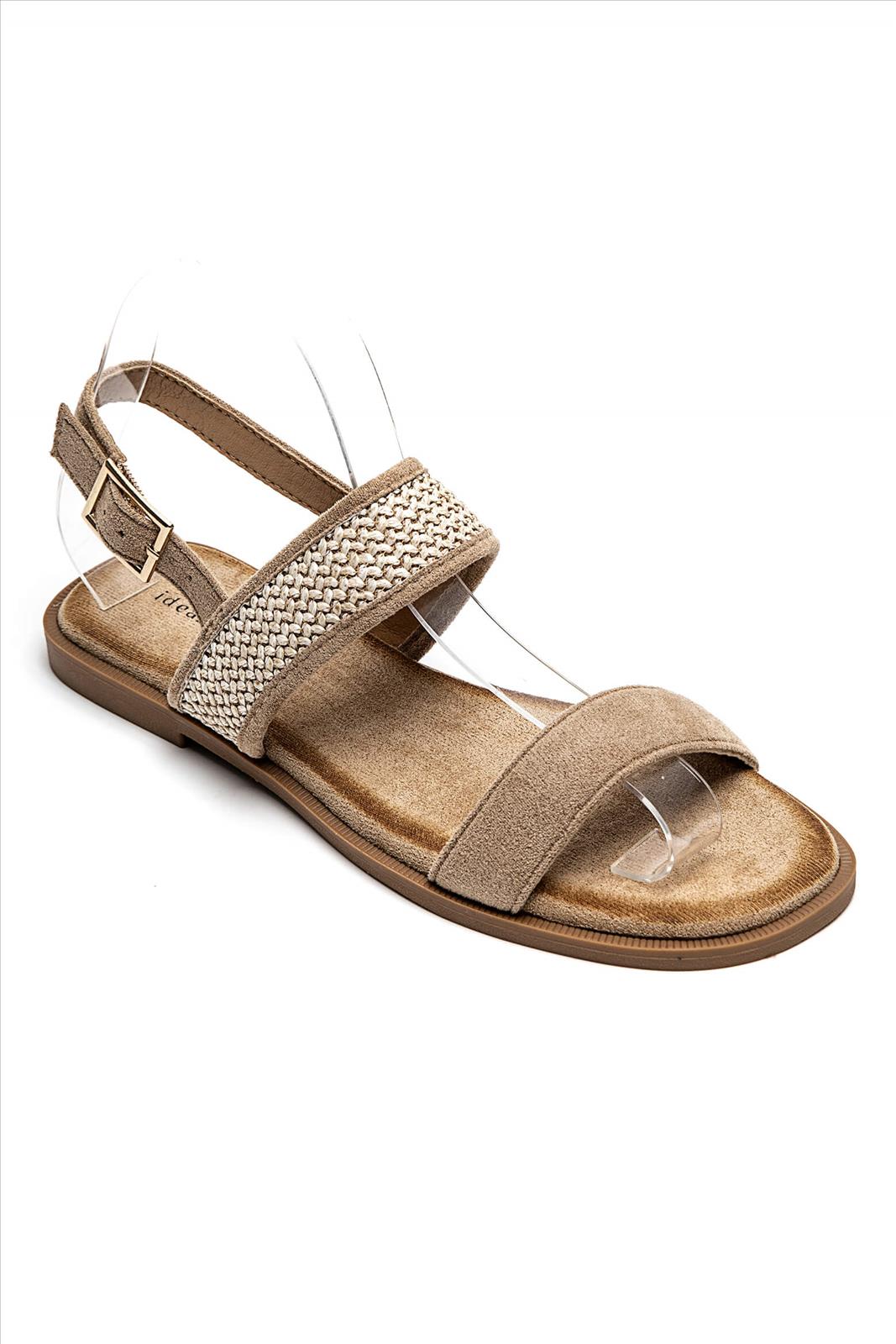 Sandalle