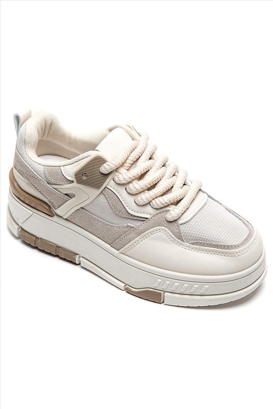 Freizeitschuhe/Sneakers