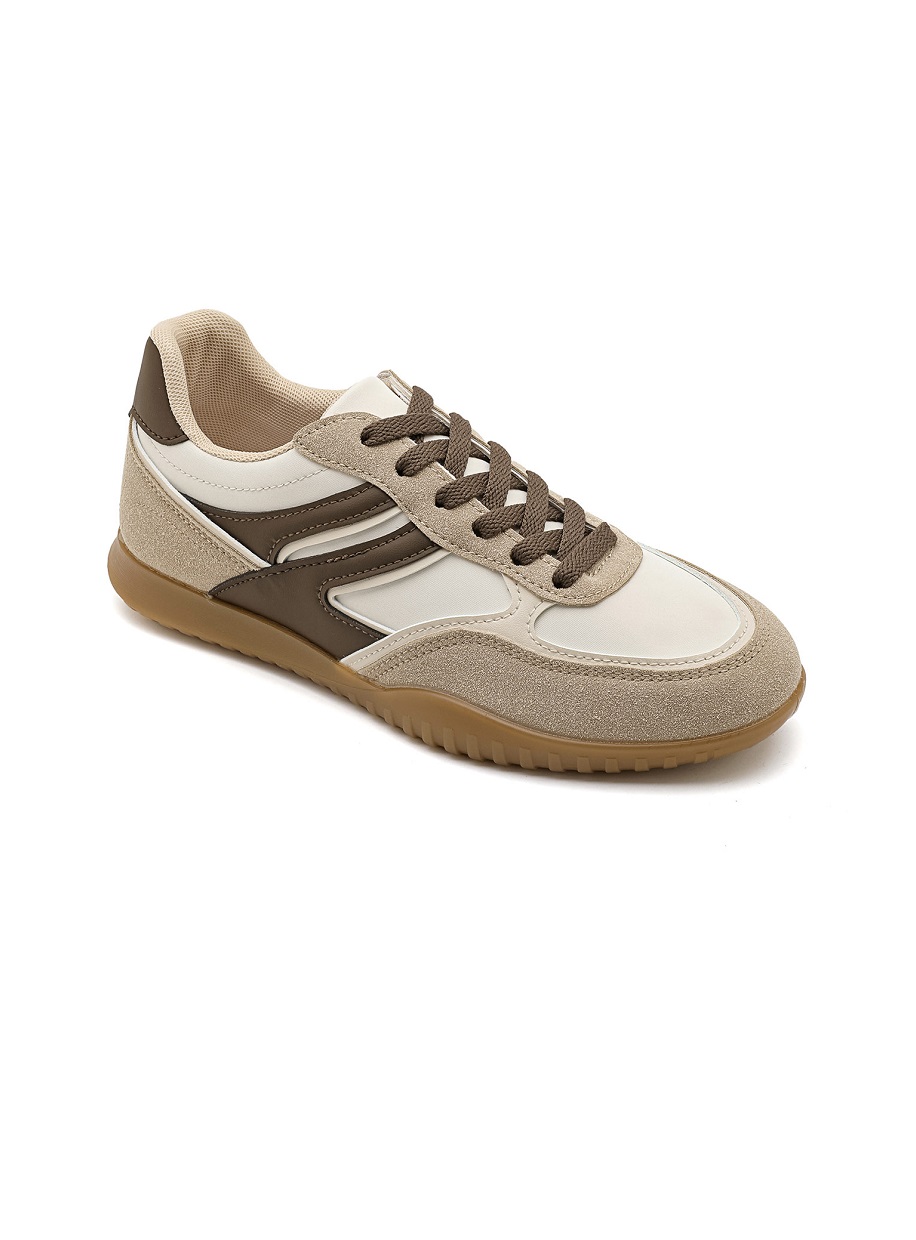 Freizeitschuhe/Sneakers
