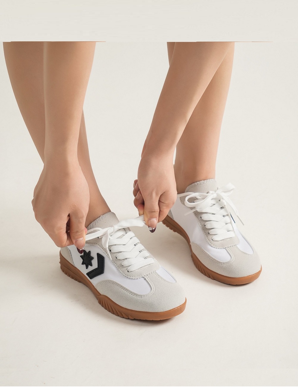 Freizeitschuhe/Sneakers