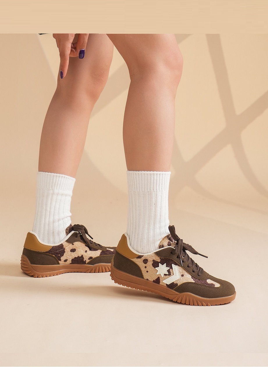 Freizeitschuhe/Sneakers