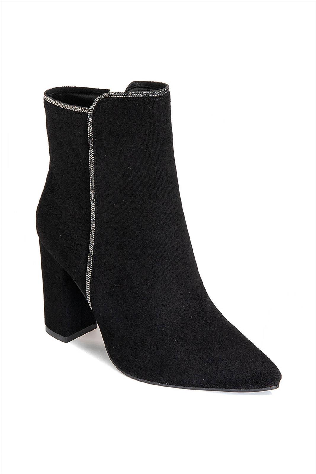 Stiefelette