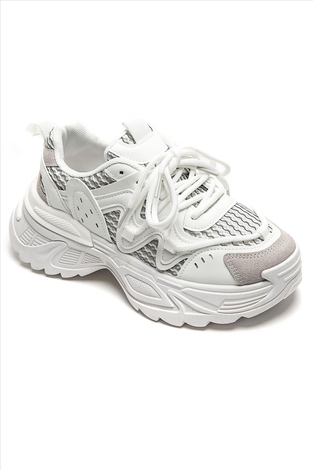 Freizeitschuhe/Sneakers