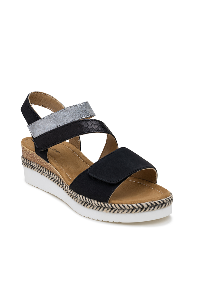 Sandalle